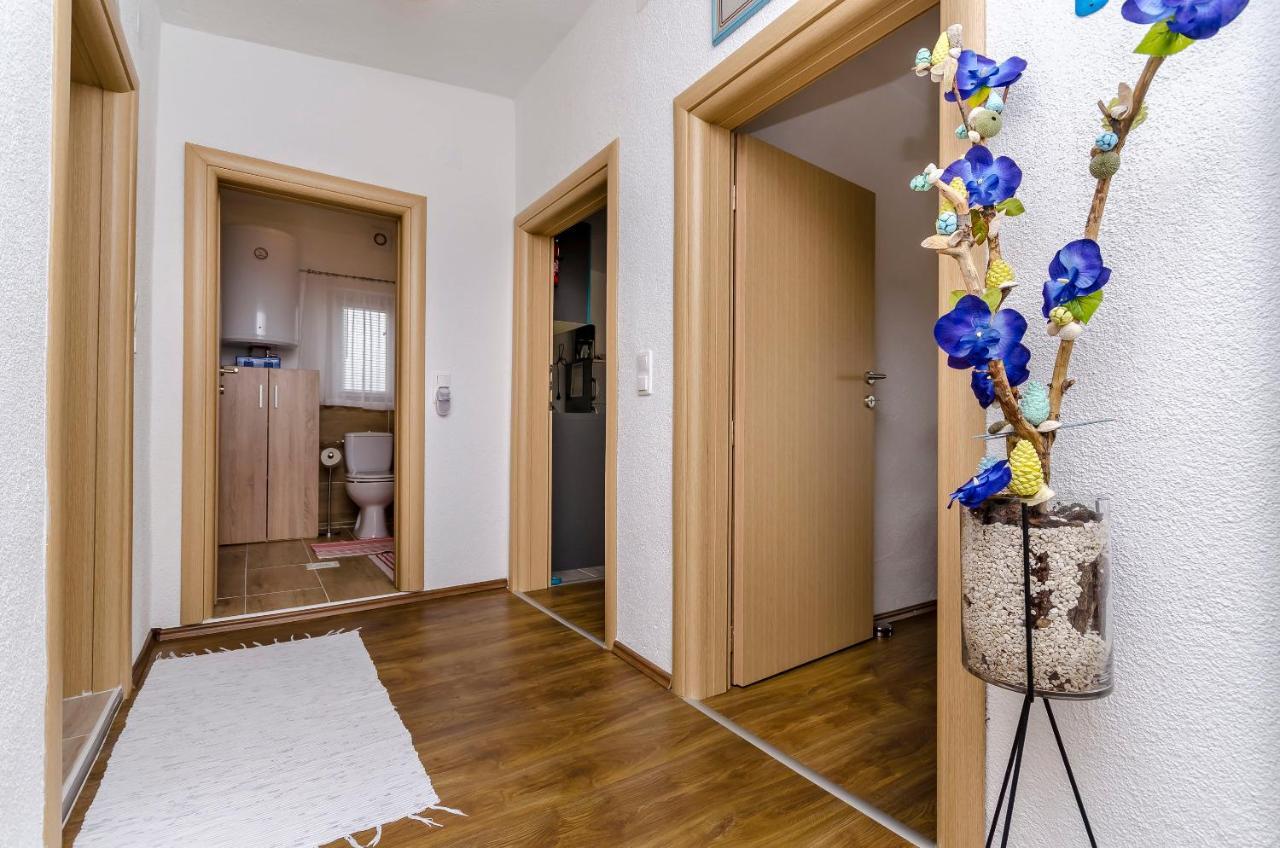 Apartment Diva Trogir Bagian luar foto